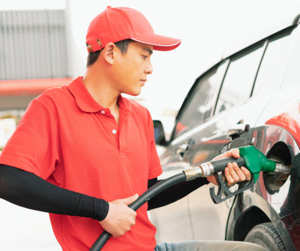 Employees in uniform with checklists